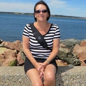 Meet your Posher, Denise